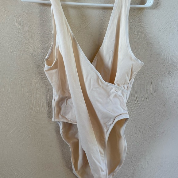 Los Angeles Apparel Cotton Spandex Bodysuit - Picture 1 of 3